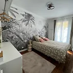 Eiffel Playcation Apartman