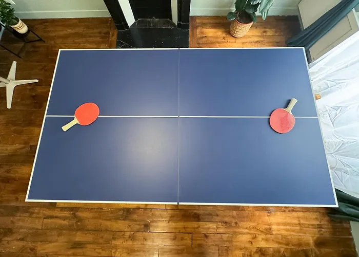 Eiffel Playcation * Paris