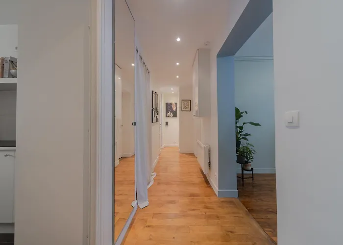 Apartment Eiffel Playcation