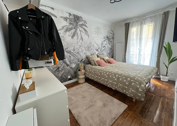 Eiffel Playcation Daire Paris