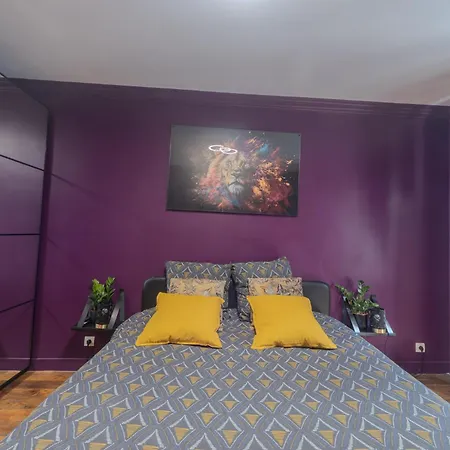 Eiffel Playcation Apartman