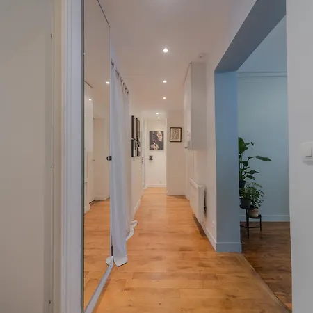 Apartment Eiffel Playcation