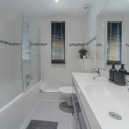 Eiffel Playcation Apartment Paris